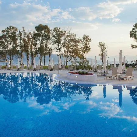Hotell Kerkyra Blue & By Louis Potamós